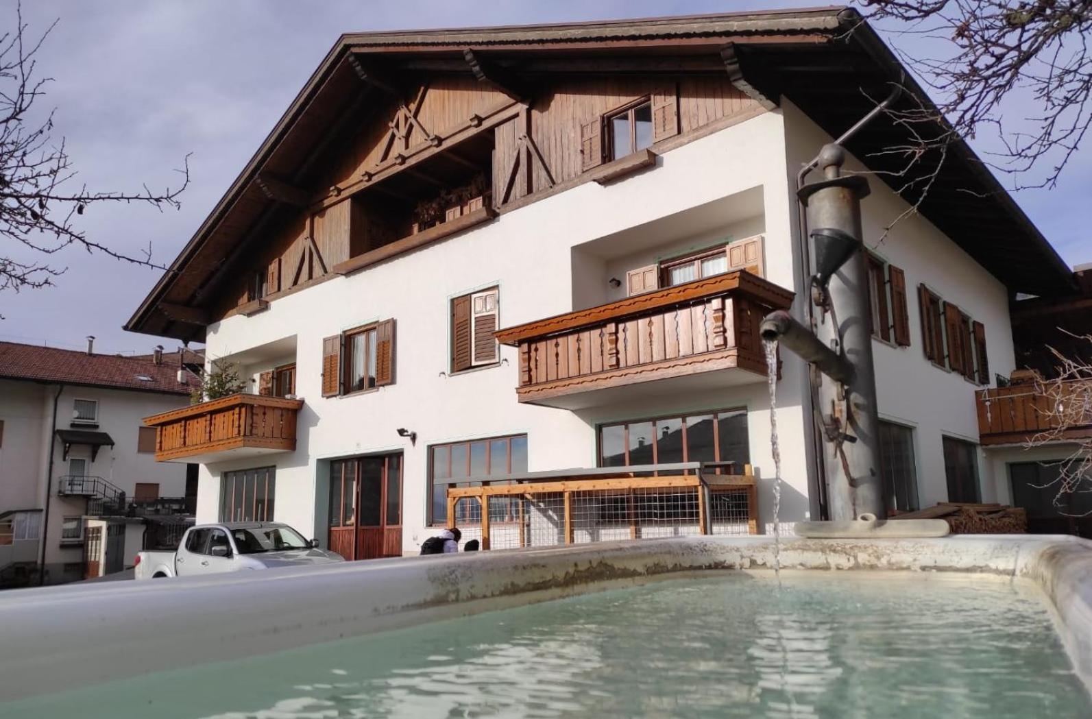 Appartamento Cologna Castelfondo Exterior photo